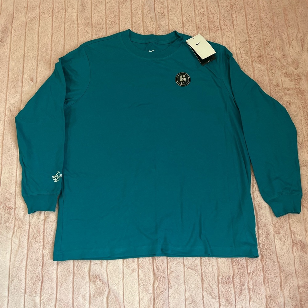 Nike Women’s Long-Sleeve Crew Sweatshirt — Teal